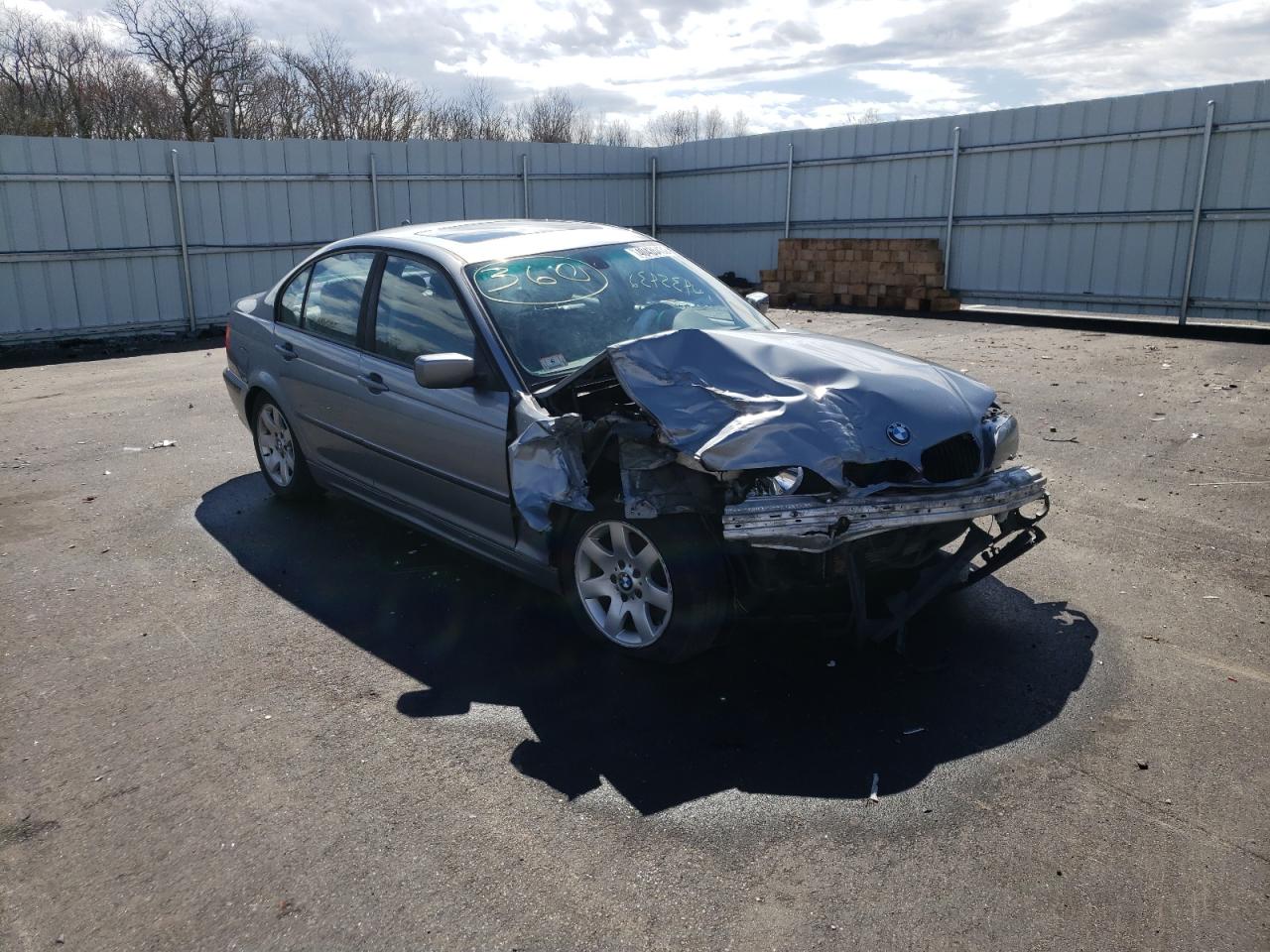 BMW 325 XI 2004 with VIN WBAEU334X4PR11795 - Photo from auction