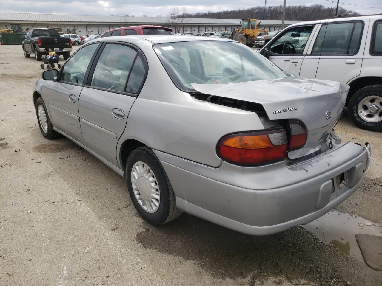 Photo 3 from auction – 2000 CHEVROLET MALIBU with VIN 1G1ND52J2Y6312836