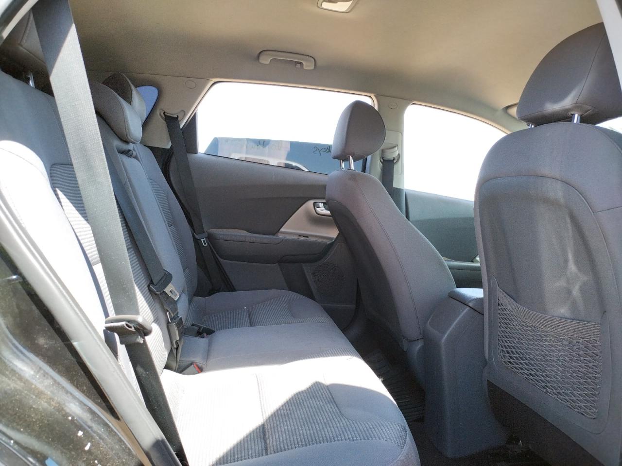 Photo 6 from auction – 2017 KIA NIRO FE with VIN KNDCB3LC9H5058573