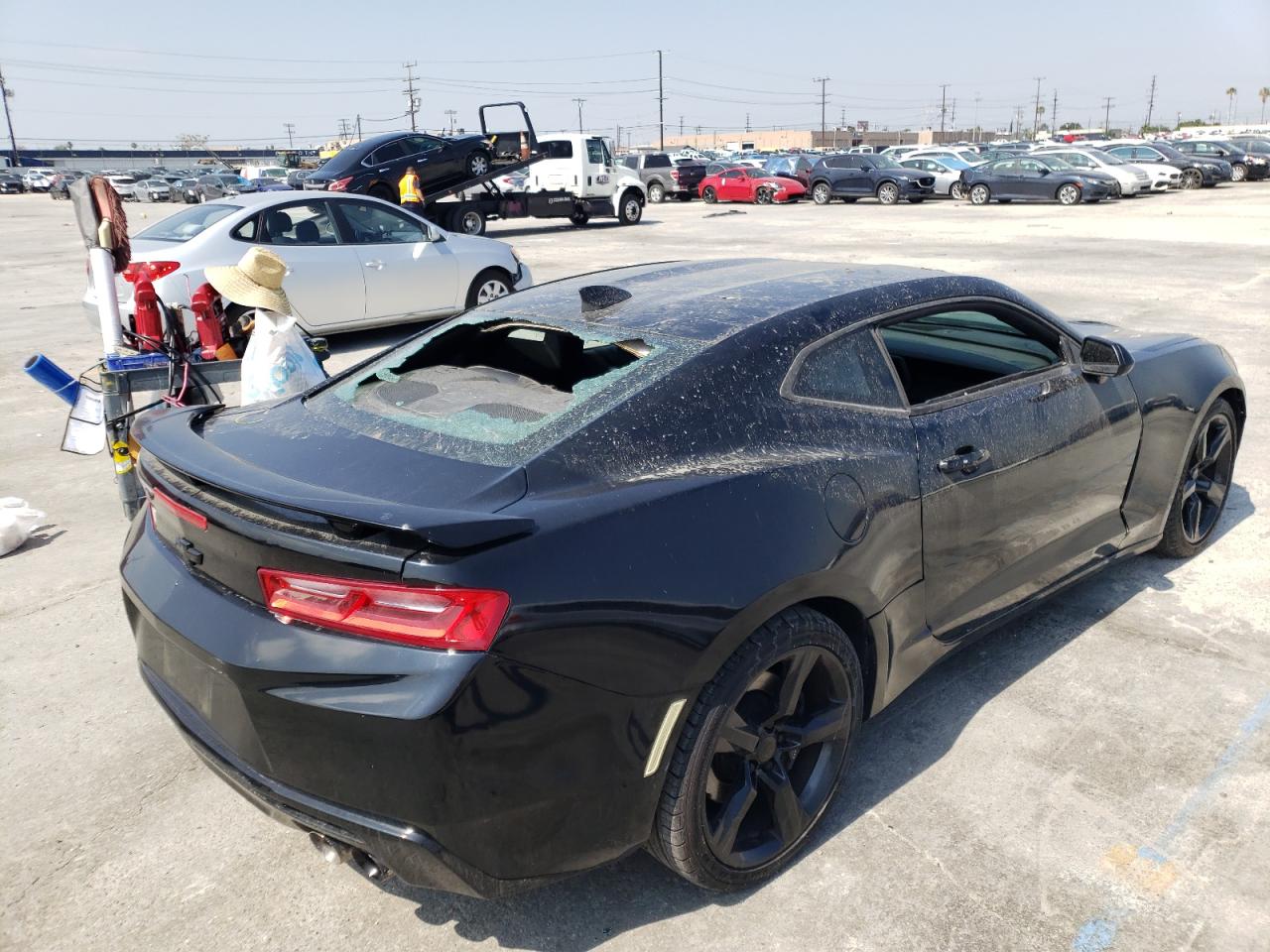 Photo 9 from auction – 2017 CHEVROLET CAMARO SS with VIN 1G1FF1R72H0163770