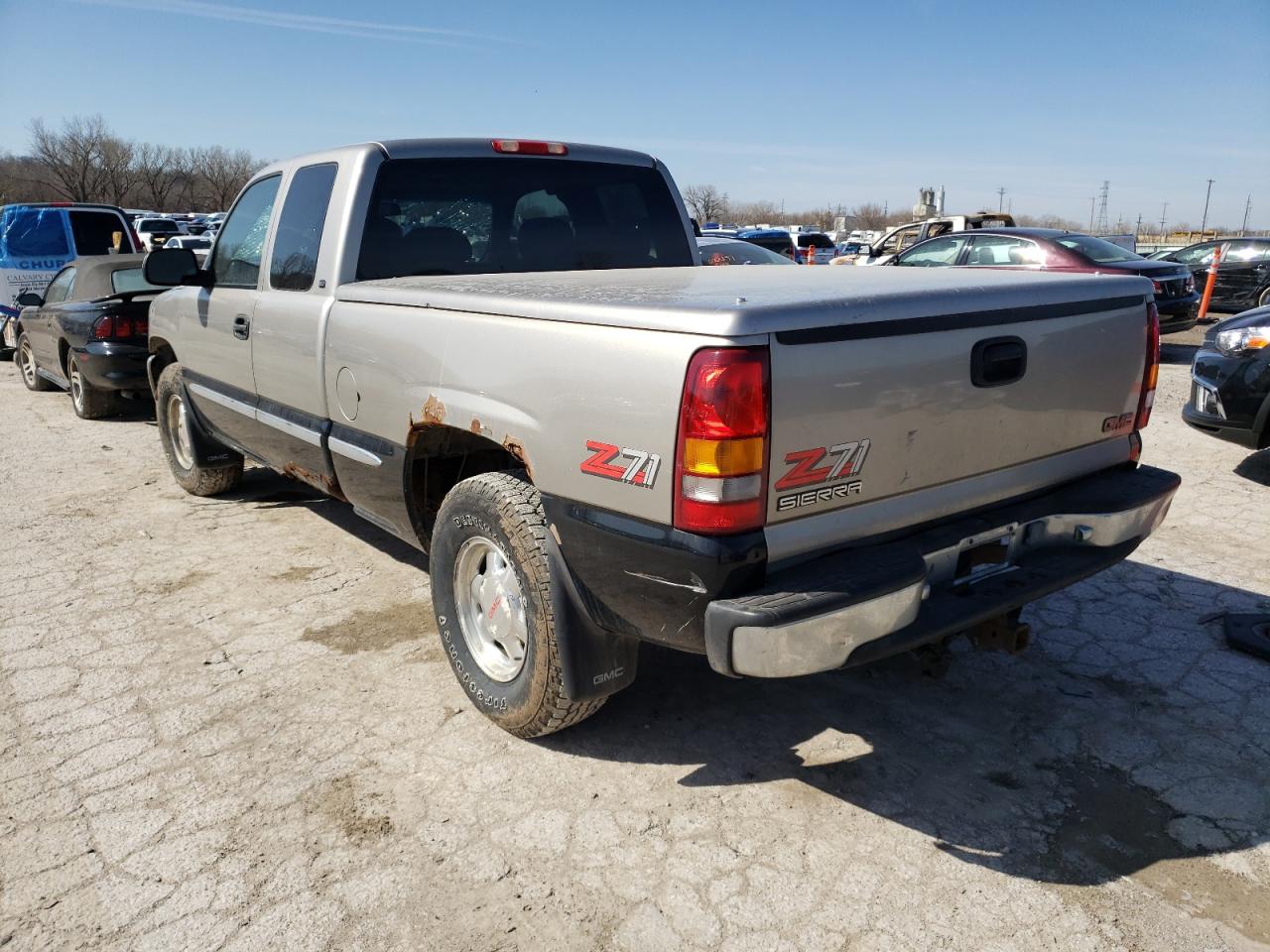 Photo 3 from auction – 1999 GMC NEW SIERRA with VIN 1GTEK19T0XZ516013