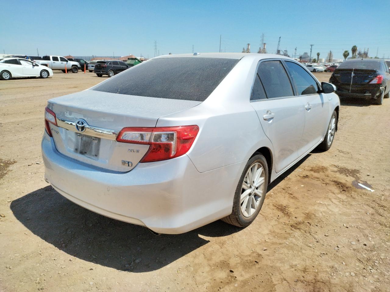 Photo 4 from auction – 2013 TOYOTA CAMRY HYBR with VIN 4T1BD1FK2DU074297
