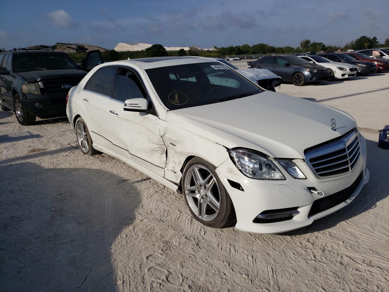 MERCEDES-BENZ E 350 2012 with VIN WDDHF5KB2CA607793 - Photo from auction