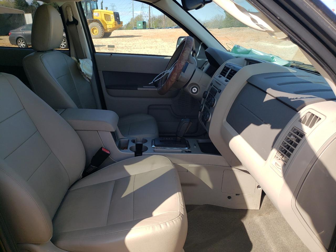 Photo 5 from auction – 2012 FORD ESCAPE XLT with VIN 1FMCU0DG2CKA87753