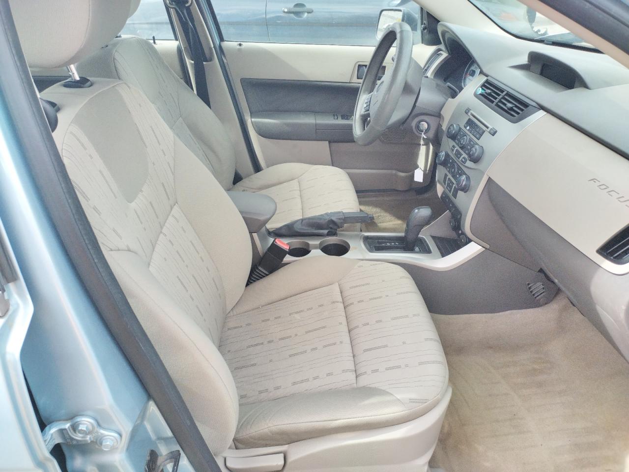 Photo 5 from auction – 2008 FORD FOCUS SE with VIN 1FAHP35N78W288358