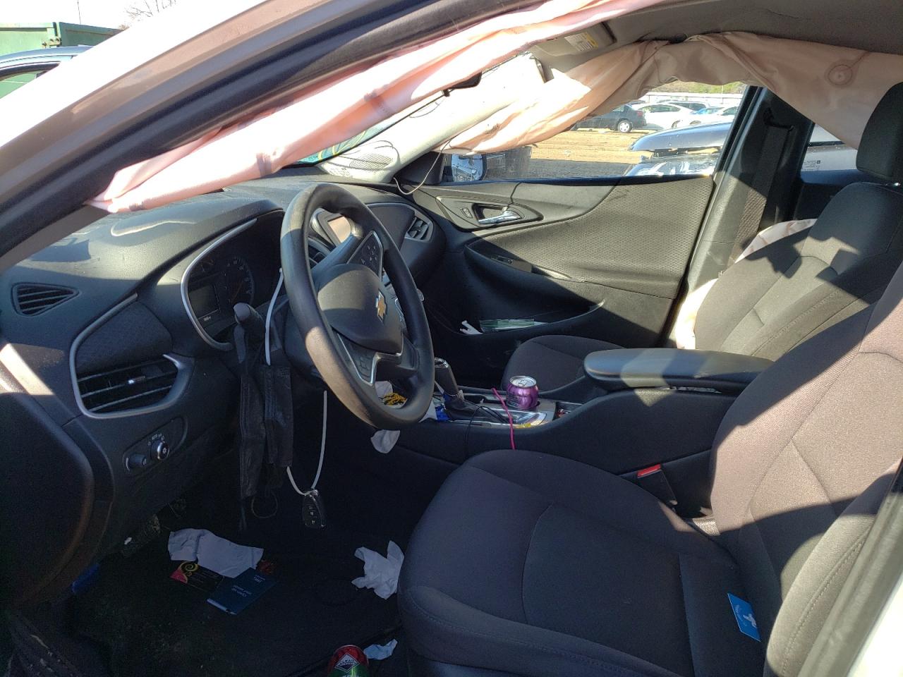 Photo 5 from auction – 2017 CHEVROLET MALIBU LS with VIN 1G1ZB5ST2HF253375
