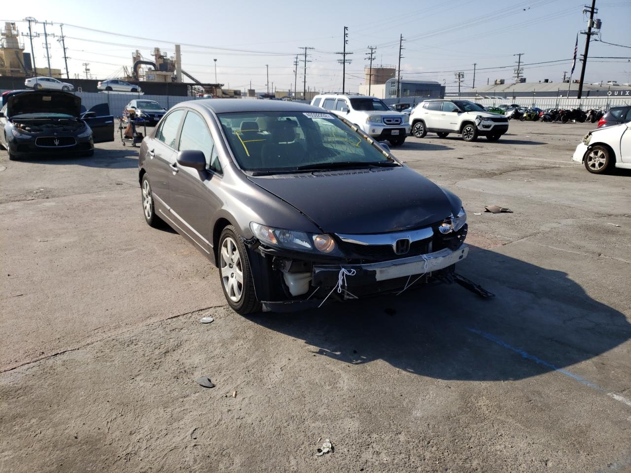 HONDA CIVIC LX 2010 with VIN 19XFA1F52AE044039 - Photo from auction