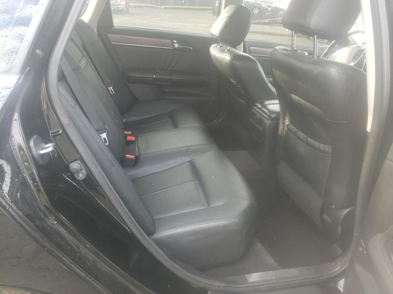 Photo 6 from auction – 2010 INFINITI M35 BASE with VIN JN1CY0AR2AM962137