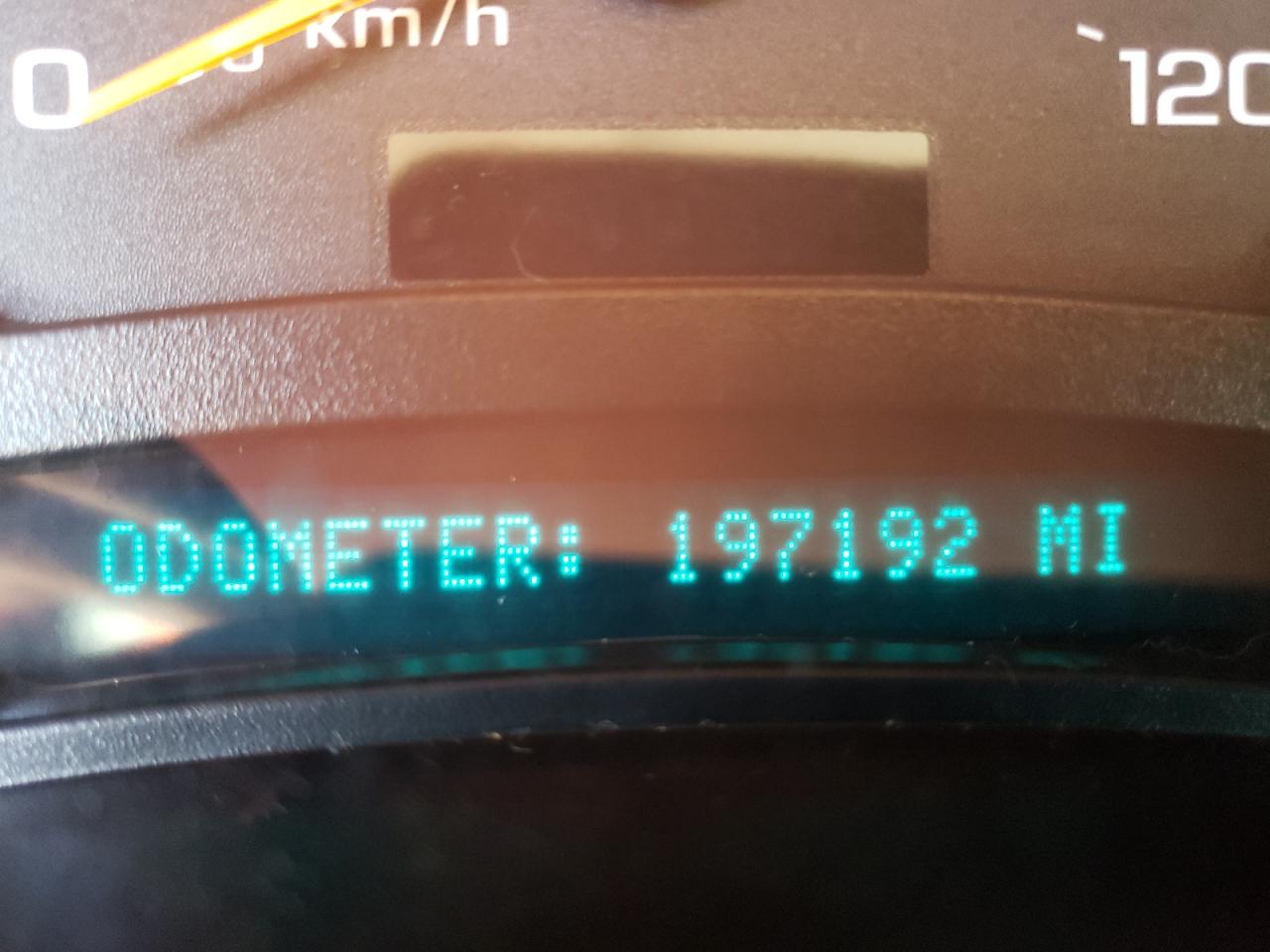 Photo 8 from auction – 2005 GMC YUKON with VIN 1GKEC13Z85R272560