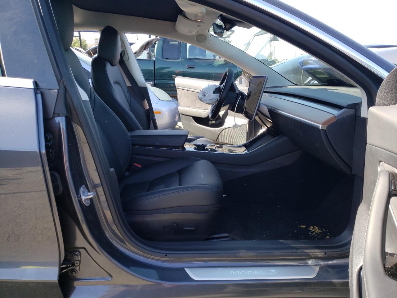 Photo 5 from auction – 2020 TESLA MODEL 3 with VIN 5YJ3E1EAXLF807346