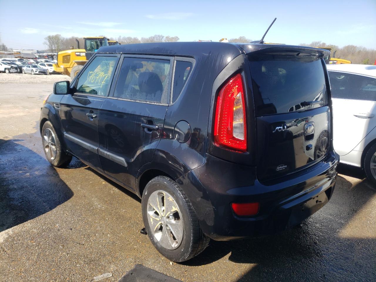 Photo 3 from auction – 2013 KIA SOUL + with VIN KNDJT2A6XD7751744