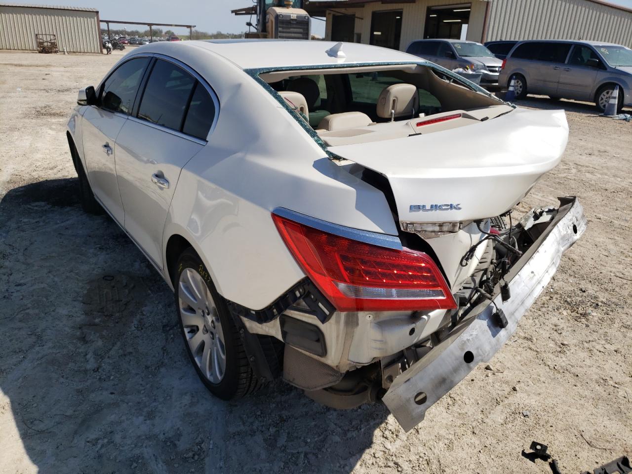 Photo 3 from auction – 2014 BUICK LACROSSE with VIN 1G4GC5G37EF149248