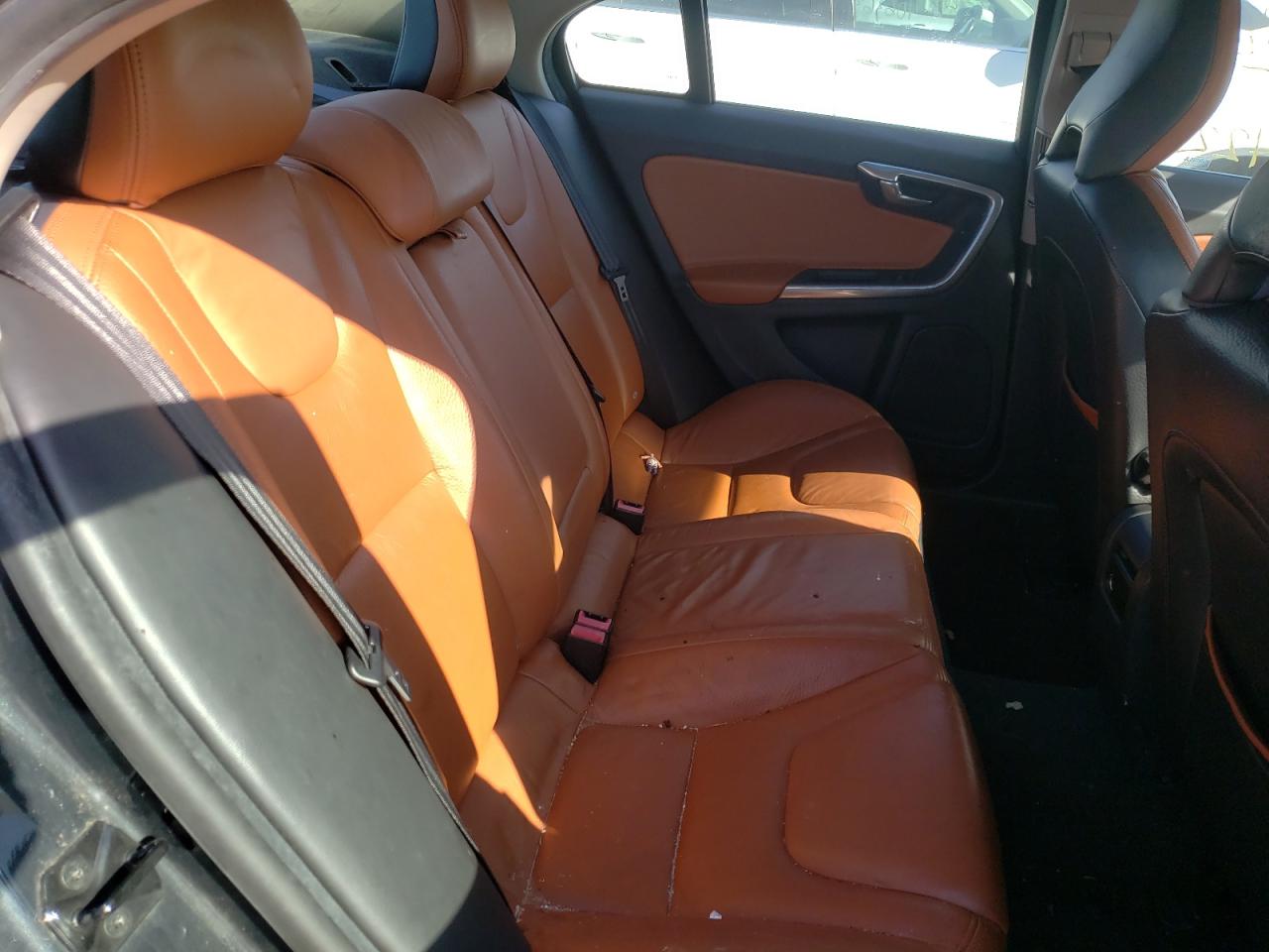 Photo 6 from auction – 2012 VOLVO S60 T5 with VIN YV1622FS6C2103015