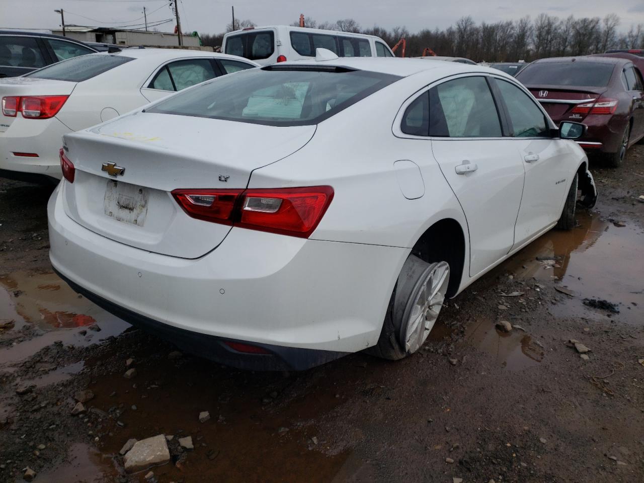 Photo 4 from auction – 2018 CHEVROLET MALIBU LT with VIN 1G1ZD5ST5JF161208