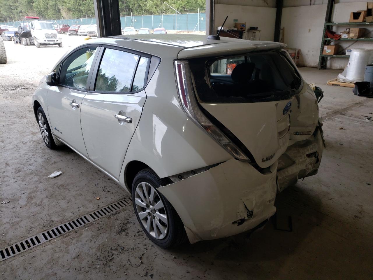Photo 3 from auction – 2015 NISSAN LEAF S with VIN 1N4AZ0CPXFC305974
