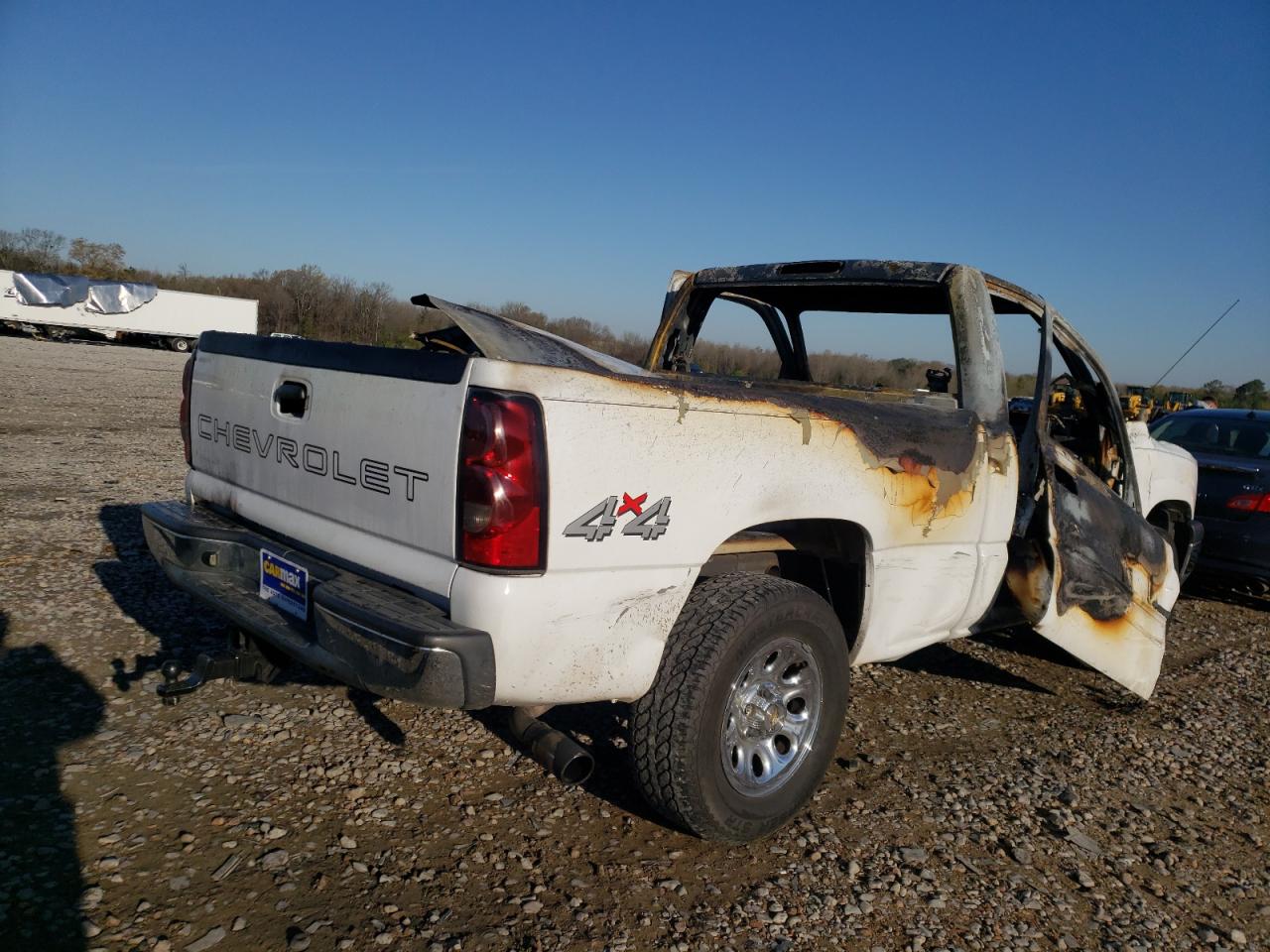 Photo 4 from auction – 2006 CHEVROLET SILVERADO with VIN 1GCEK14T96Z102637