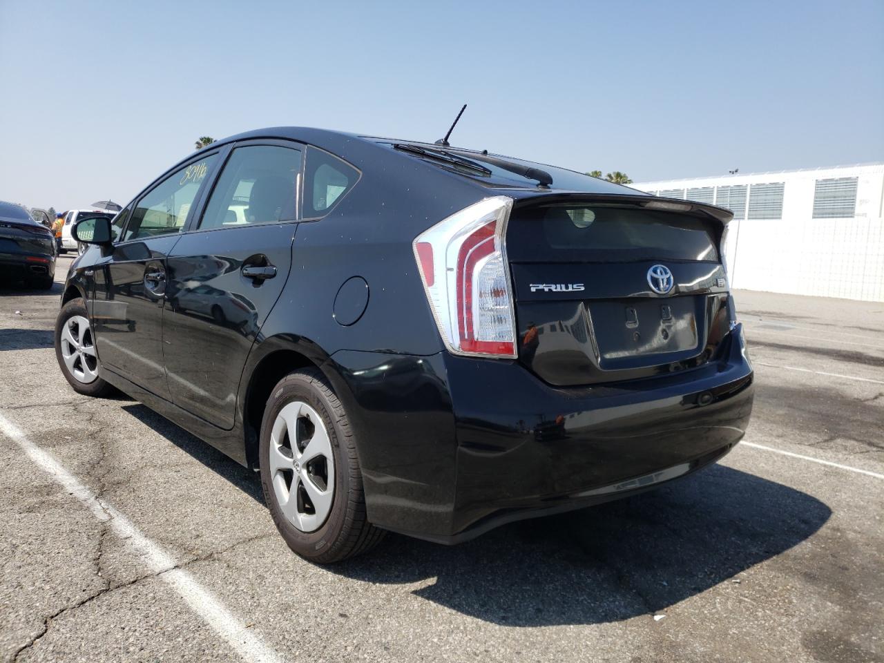 Photo 3 from auction – 2013 TOYOTA PRIUS with VIN JTDKN3DU6D1731878