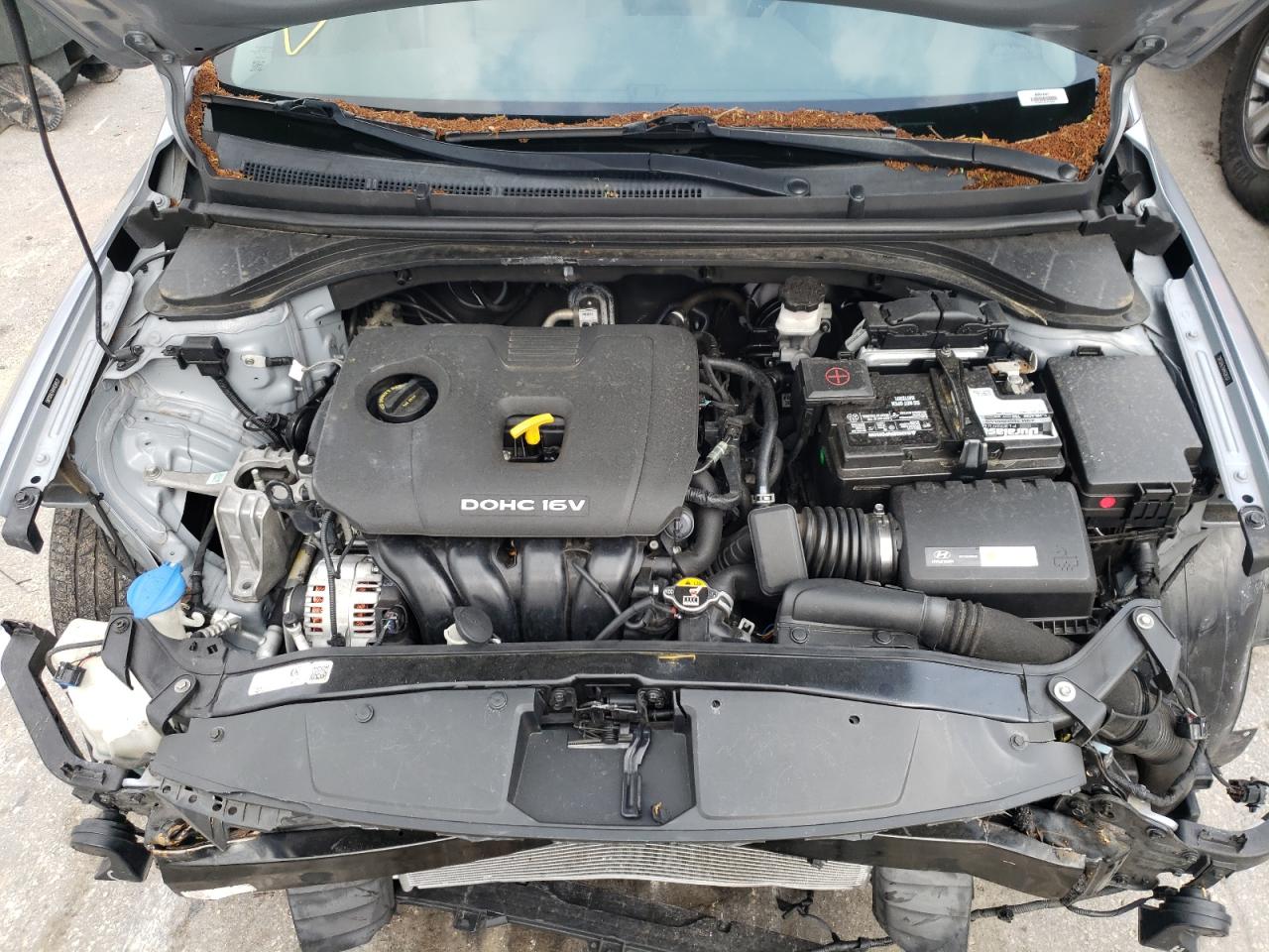 Photo 7 from auction – 2017 HYUNDAI ELANTRA SE with VIN 5NPD84LF6HH026537