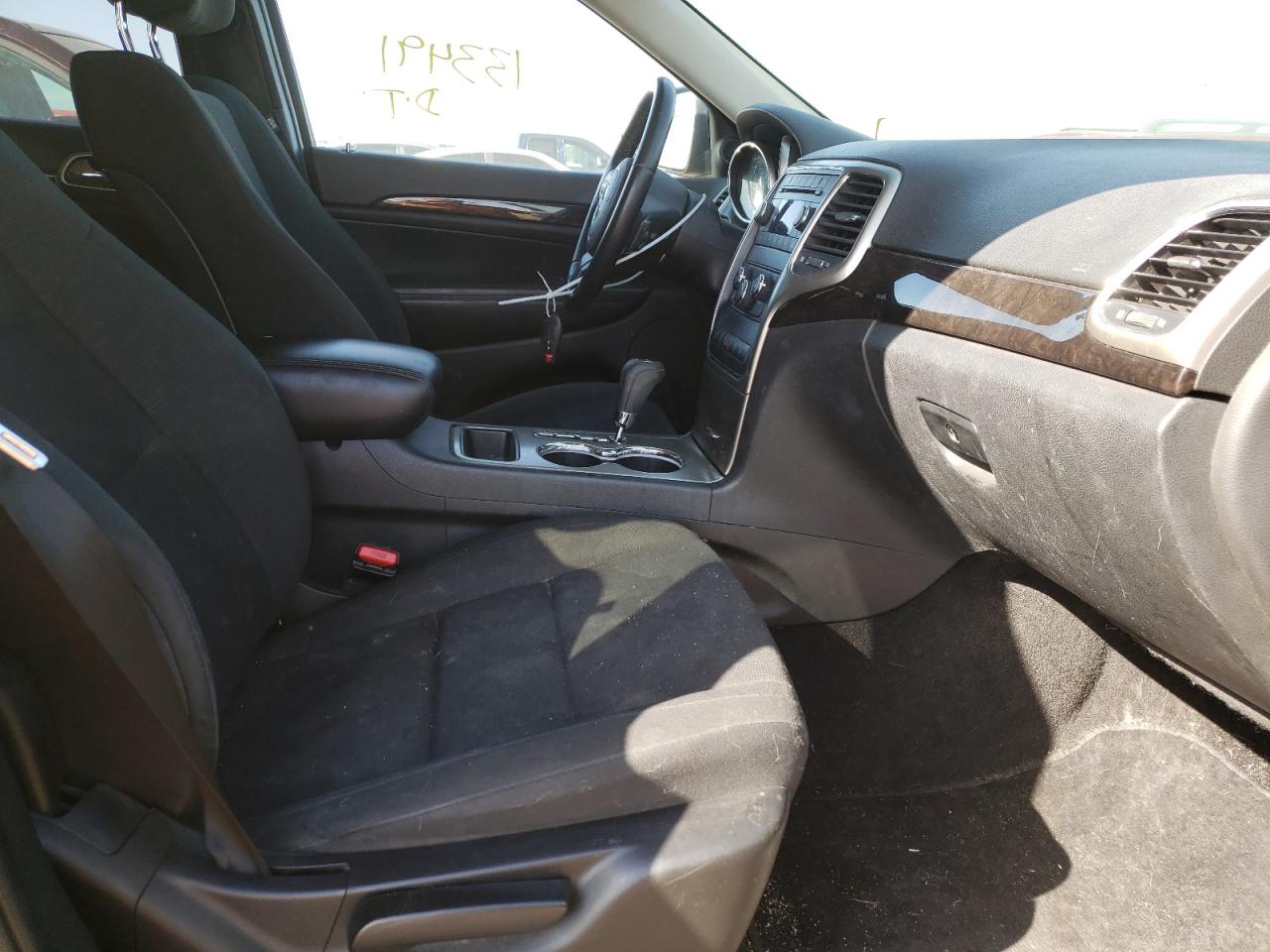 Photo 5 from auction – 2013 JEEP GRAND CHER with VIN 1C4RJFAGXDC616327