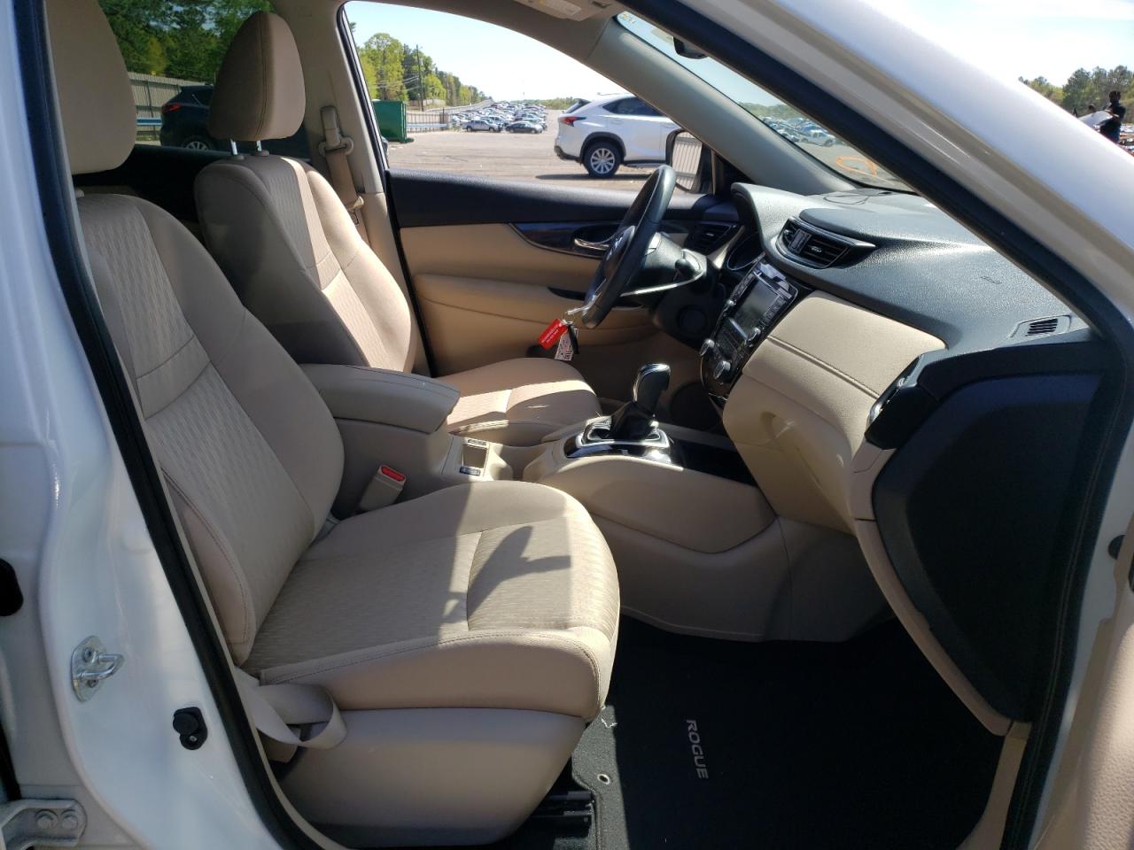 Photo 5 from auction – 2018 NISSAN ROGUE S with VIN KNMAT2MT5JP608083