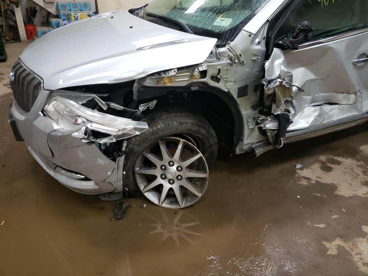 Photo 9 from auction – 2017 BUICK ENCLAVE with VIN 5GAKRAKD5HJ282020
