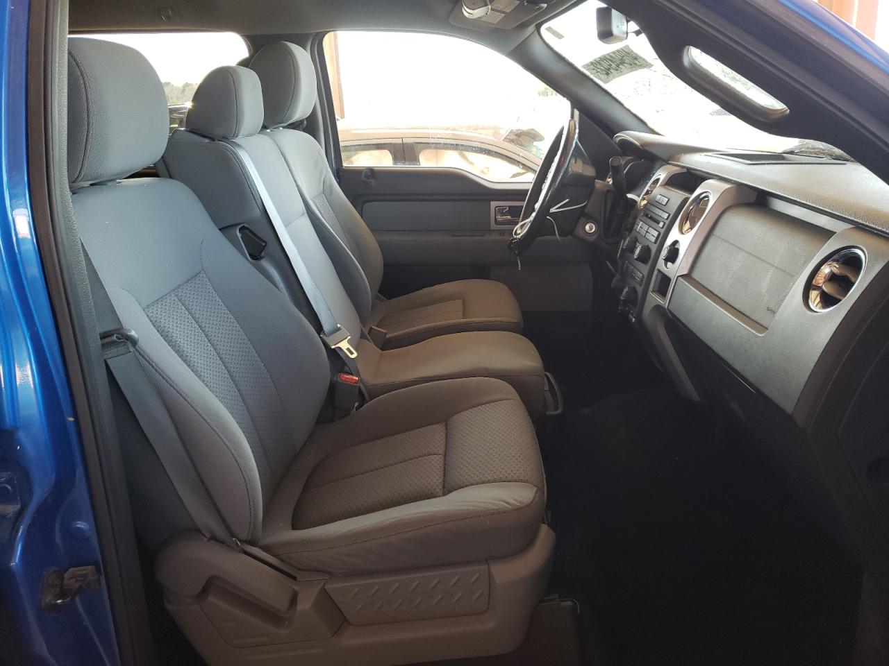 Photo 5 from auction – 2011 FORD F150 SUPER with VIN 1FTFW1EF7BFD00226
