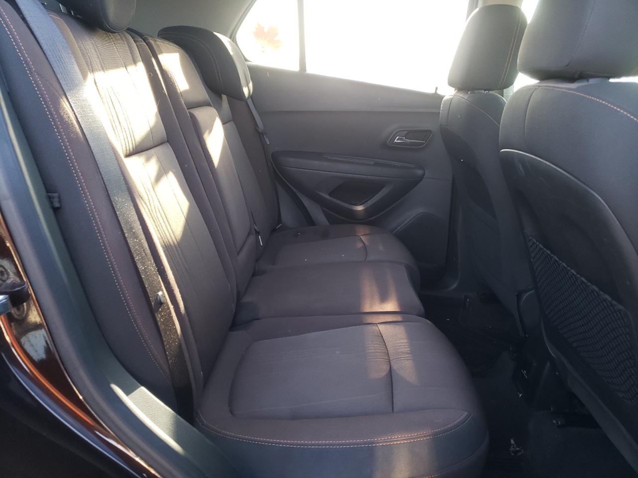 Zdjęcie 6 z aukcji – 2015 CHEVROLET TRAX 1LT z VIN KL7CJLSB6FB178595