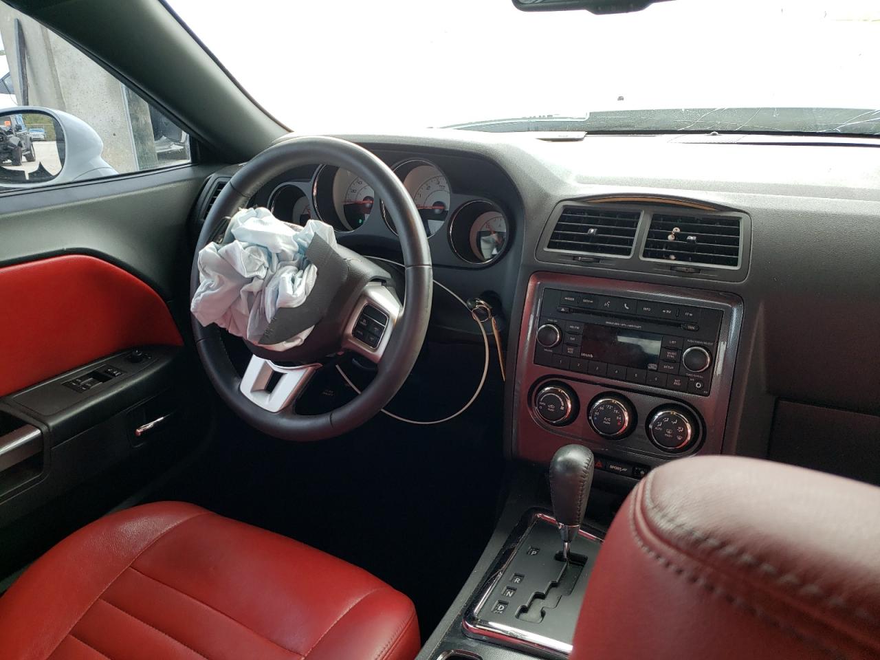 Photo 9 from auction – 2014 DODGE CHALLENGER with VIN 2C3CDYAGXEH302009