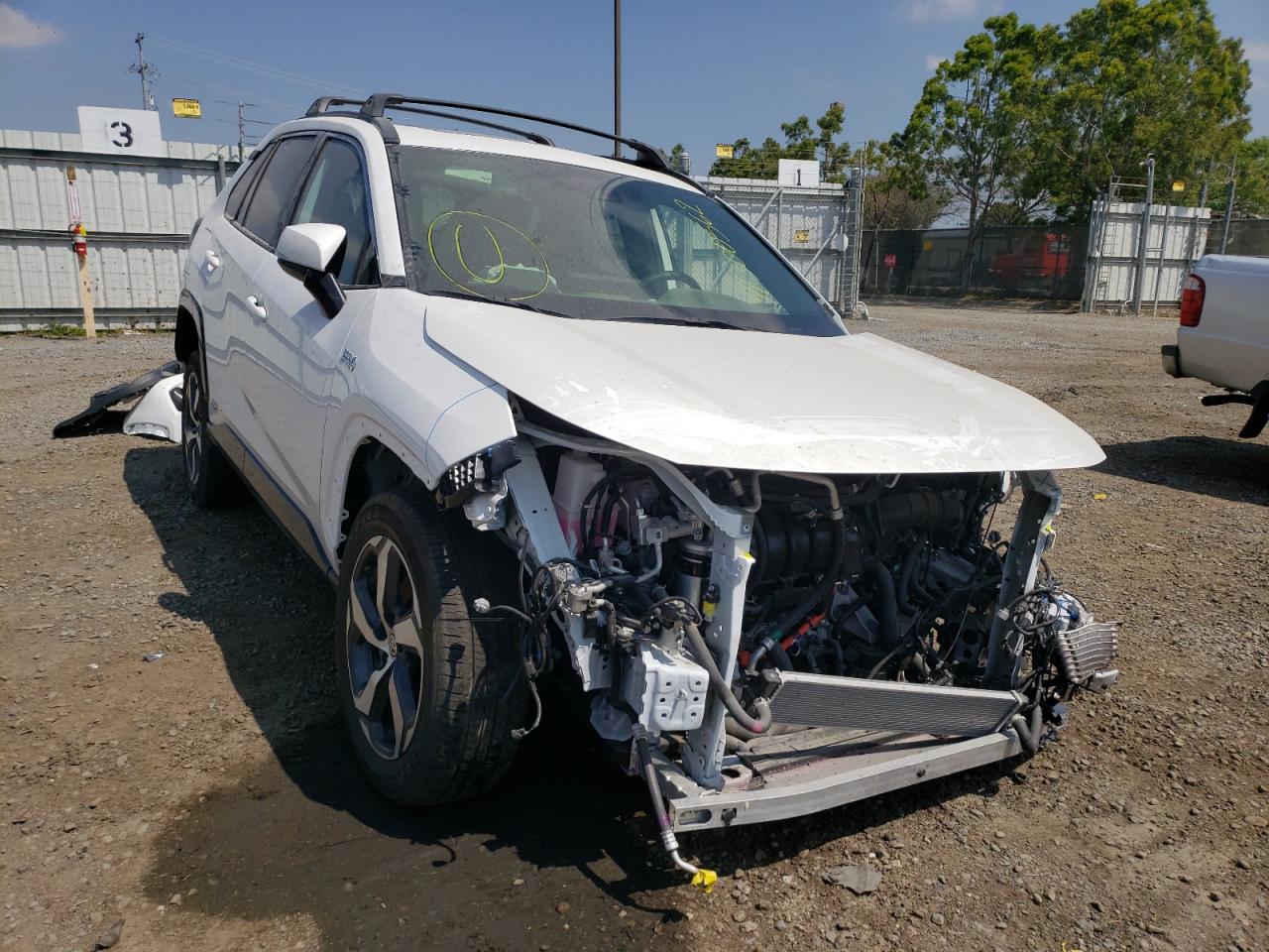Photo 1 from auction – 2021 TOYOTA RAV4 PRIME with VIN JTMAB3FV6MD032596