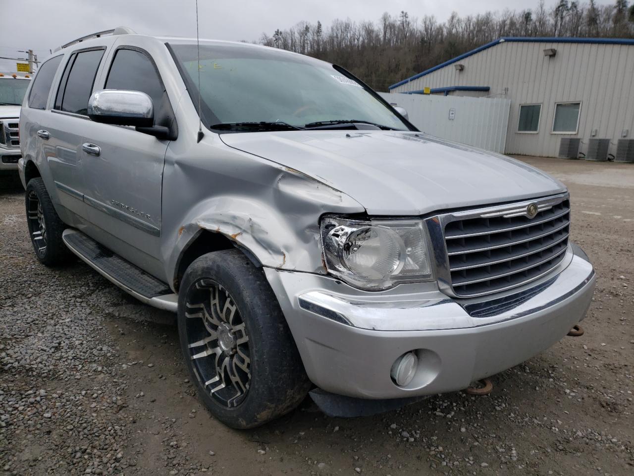 CHRYSLER ASPEN LIMI 2008 with VIN 1A8HW58218F149054 - Photo from auction