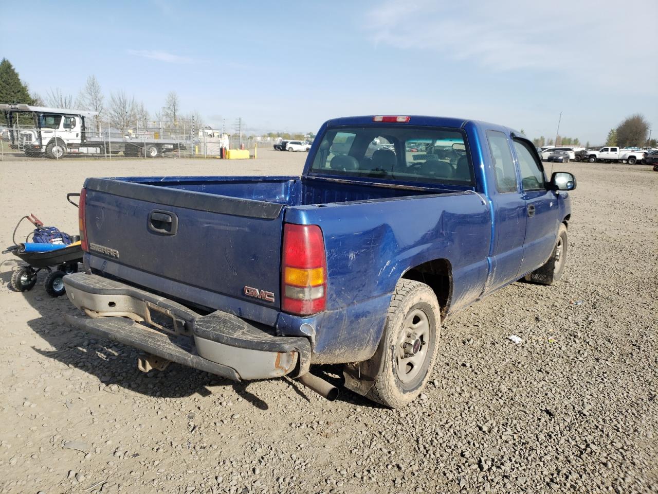Photo 4 from auction – 2003 GMC NEW SIERRA with VIN 1GTEC19V73Z286723