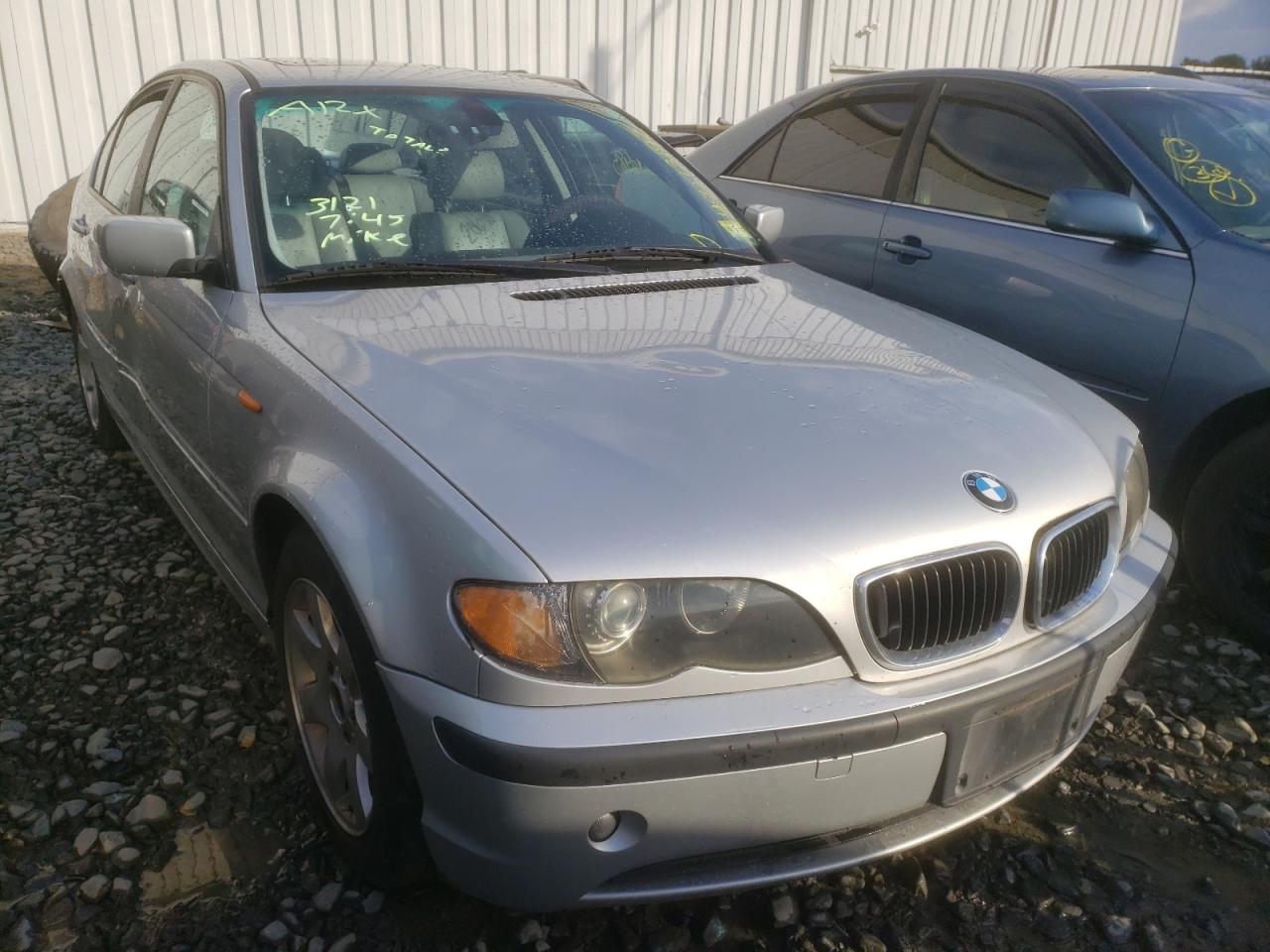 BMW 325 I 2004 with VIN WBAEV33404KL62148 - Photo from auction