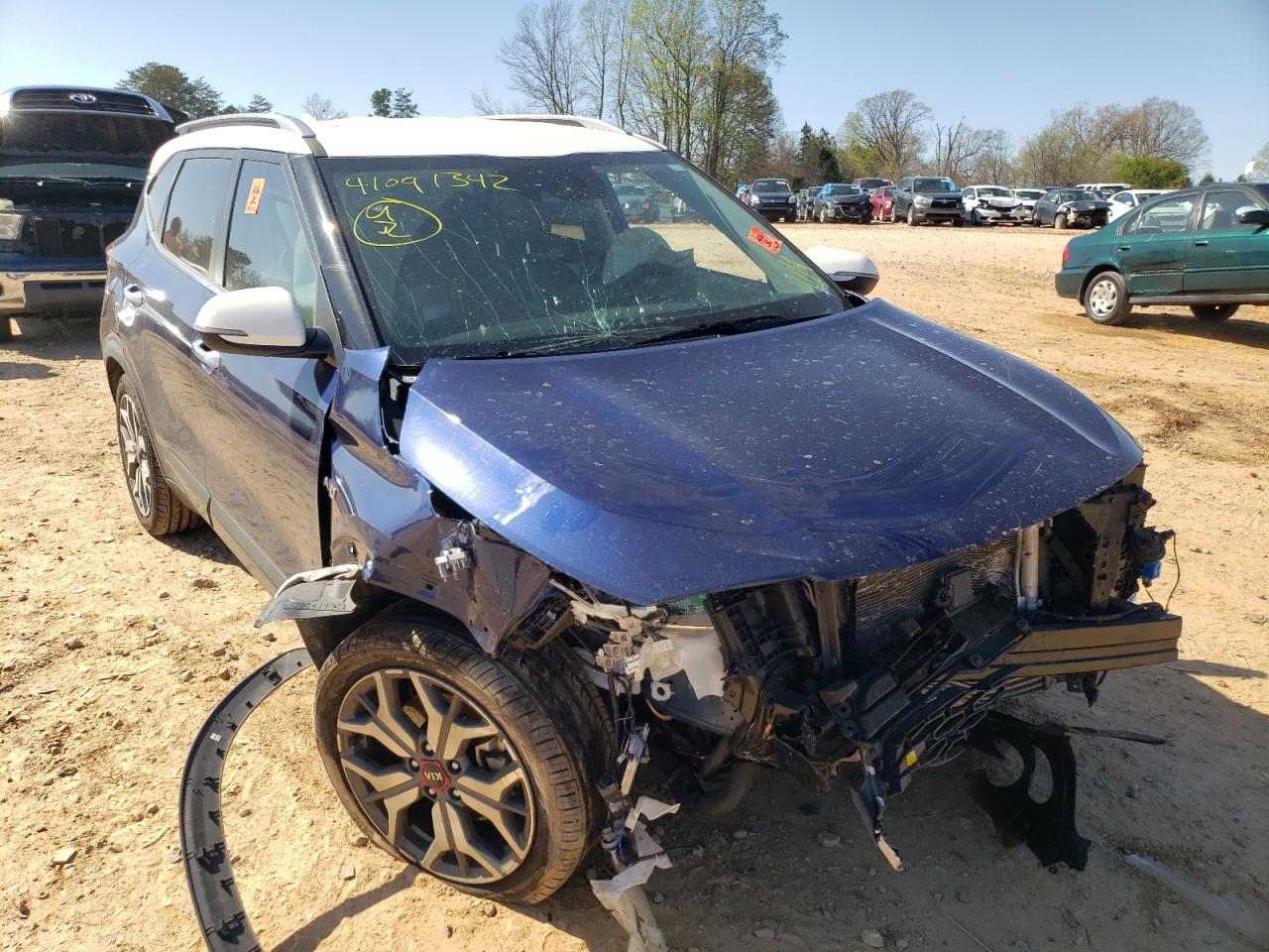 Photo 1 from auction – 2021 KIA SELTOS SX with VIN KNDETCA21M7075060