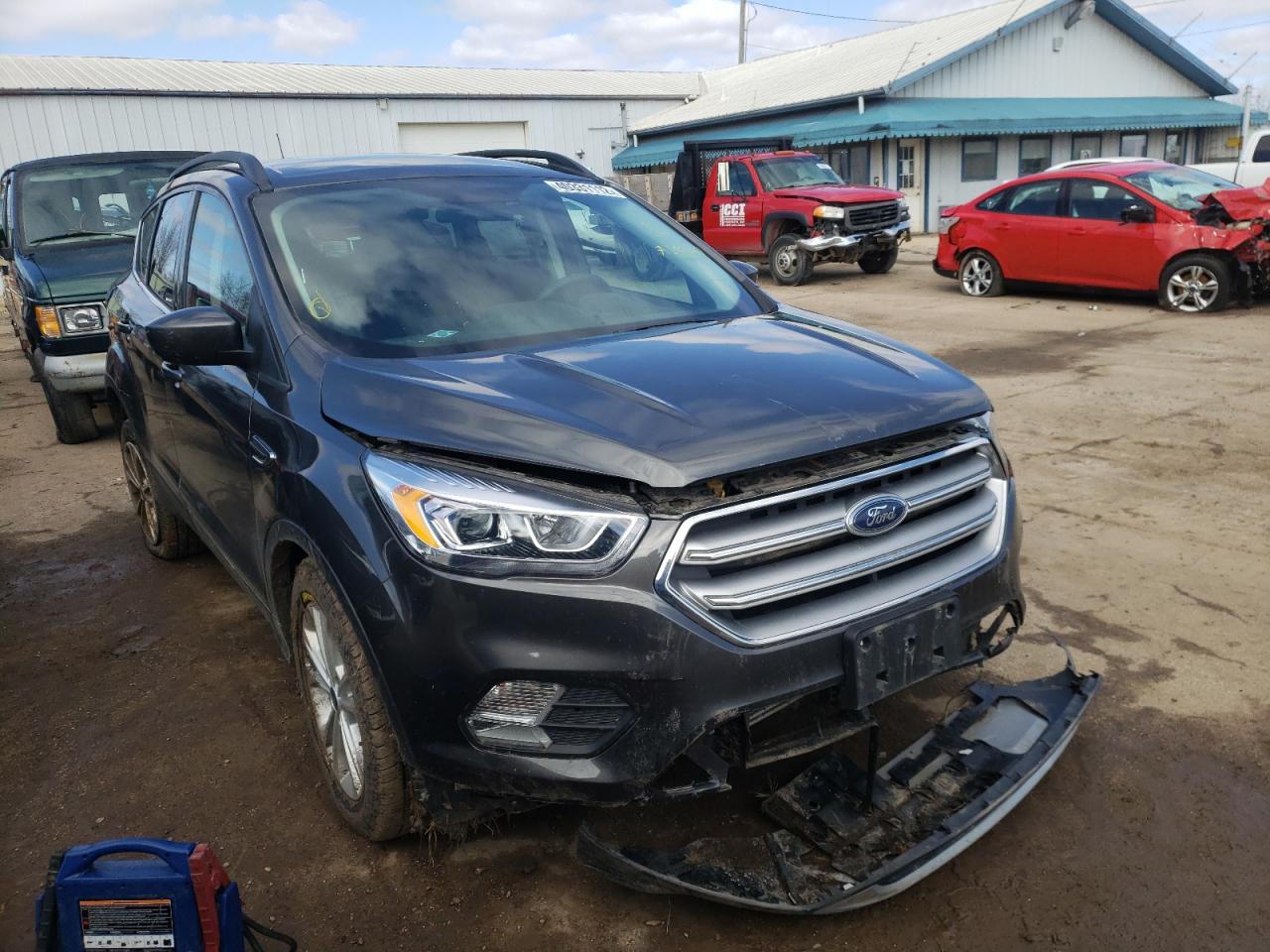 FORD ESCAPE SE 2017 with VIN 1FMCU0G96HUA38287 - Photo from auction