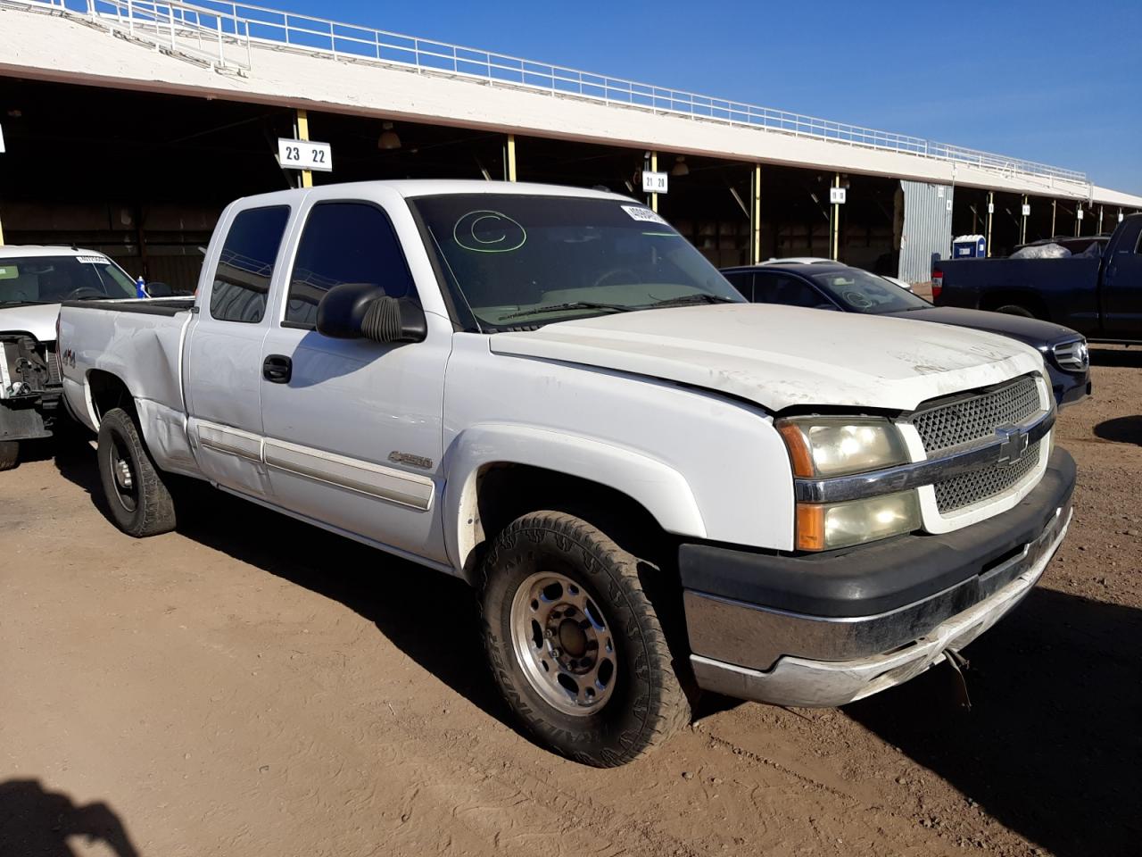 CHEVROLET SILVERADO 2003 with VIN 1GCGK29U63Z306114 - Photo from auction