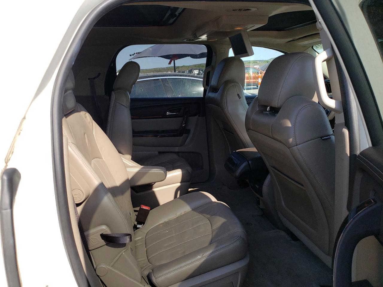 Photo 6 from auction – 2014 GMC ACADIA DEN with VIN 1GKKRTKDXEJ167844