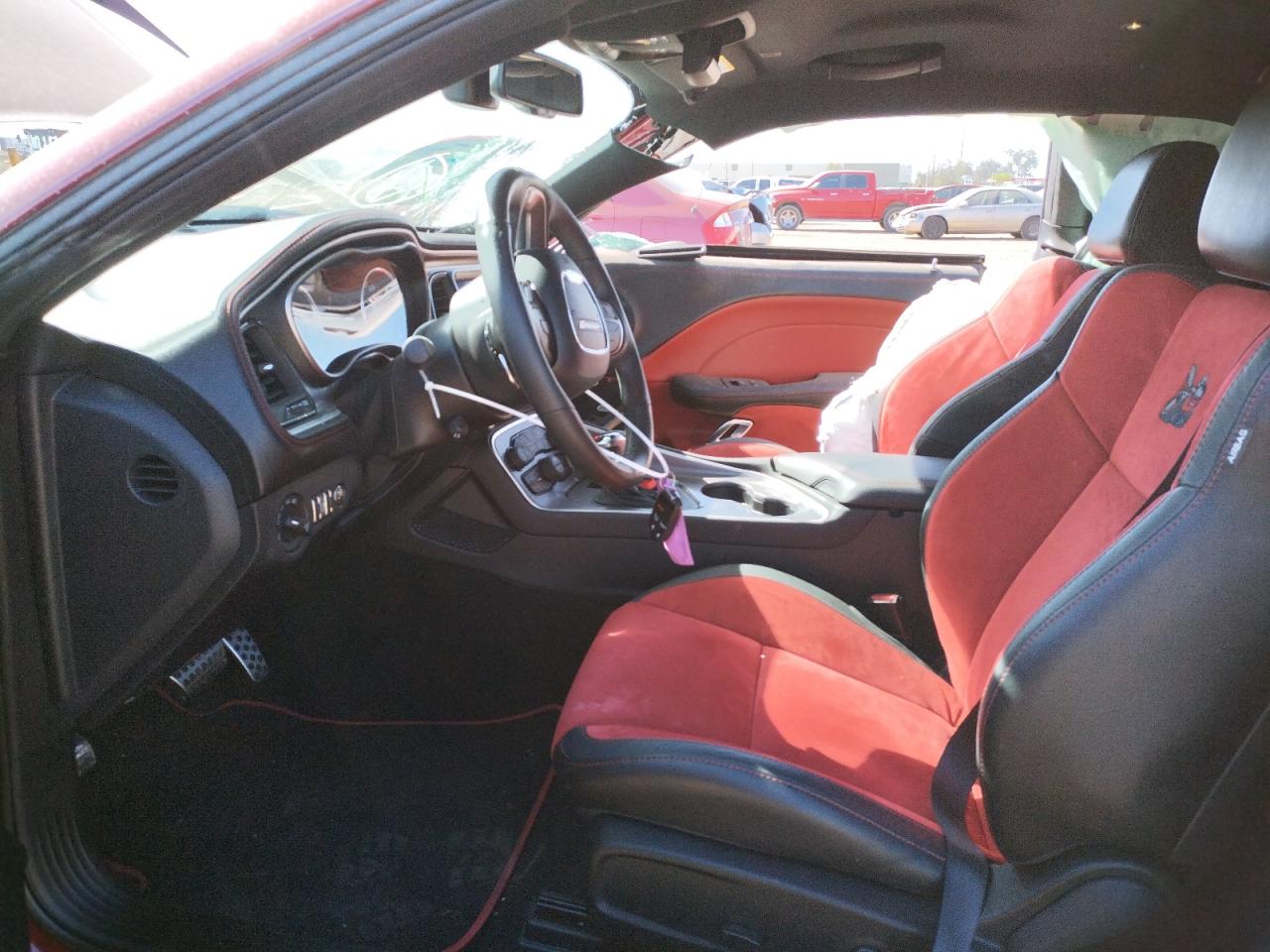 Photo 5 from auction – 2020 DODGE CHALLENGER with VIN 2C3CDZFJ4LH209462