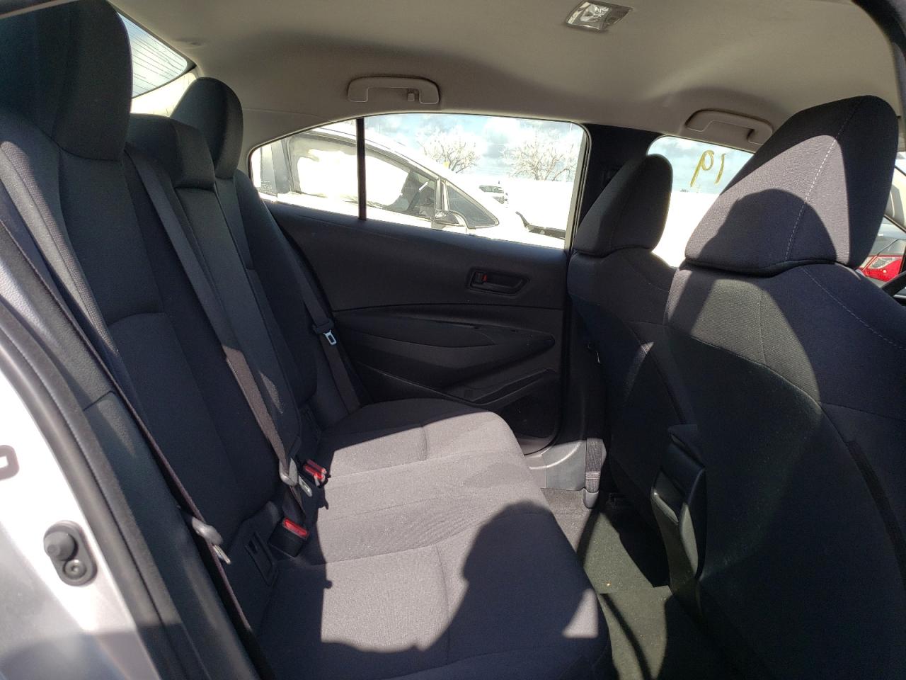Photo 6 from auction – 2022 TOYOTA COROLLA LE with VIN JTDEPMAE8NJ197374
