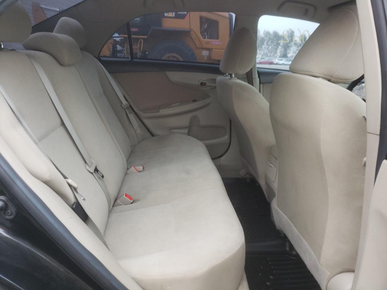 Photo 6 from auction – 2013 TOYOTA COROLLA 2D with VIN 5YFBU4EE8DP100559