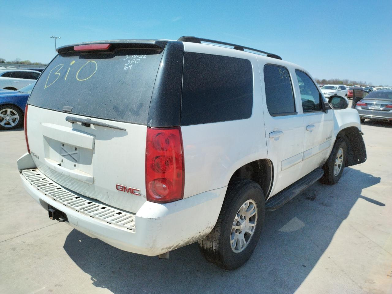 Photo 4 from auction – 2007 GMC YUKON with VIN 1GKFC13J47R228315
