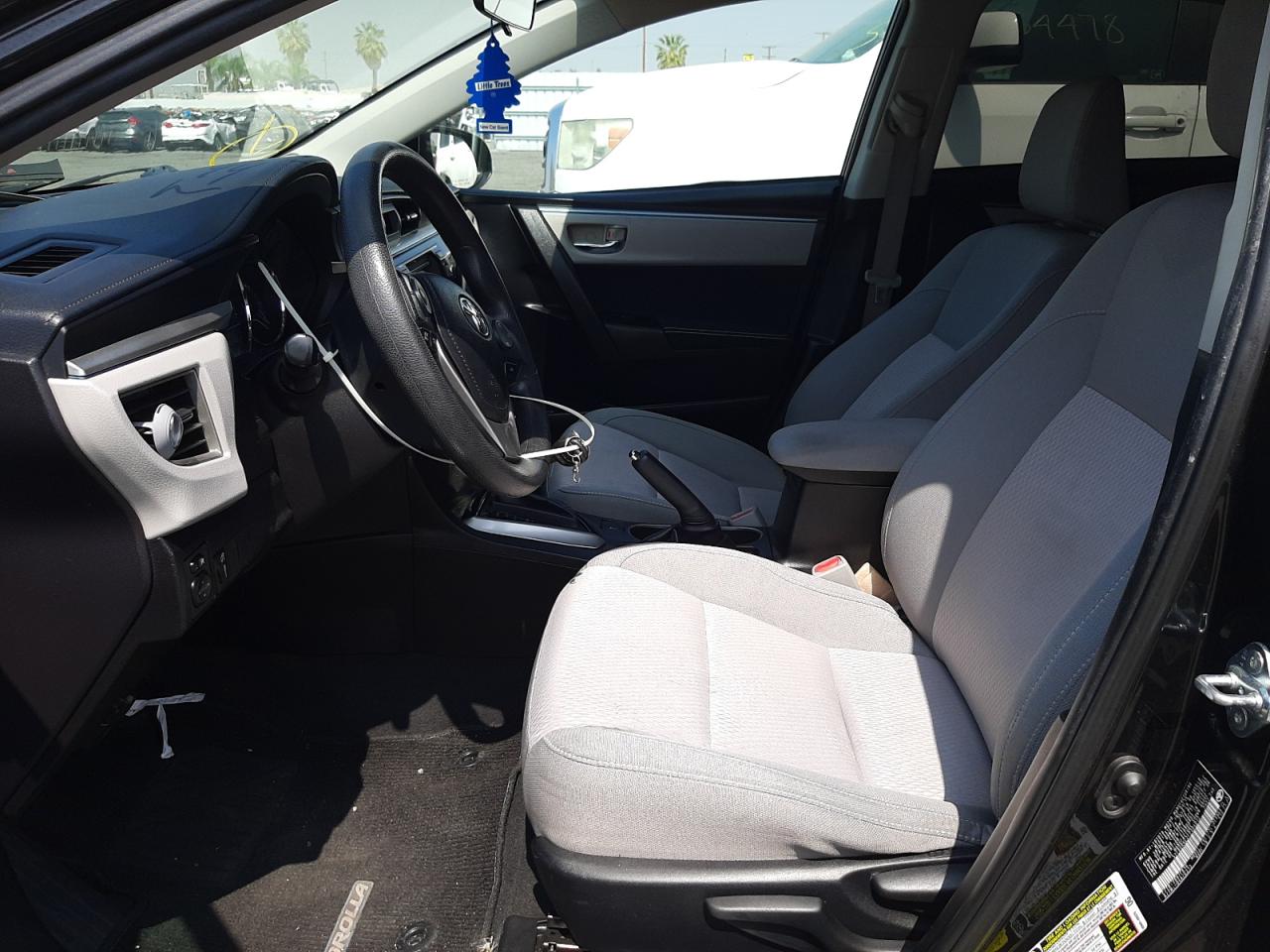 Photo 5 from auction – 2015 TOYOTA COROLLA L with VIN 5YFBURHE2FP304012