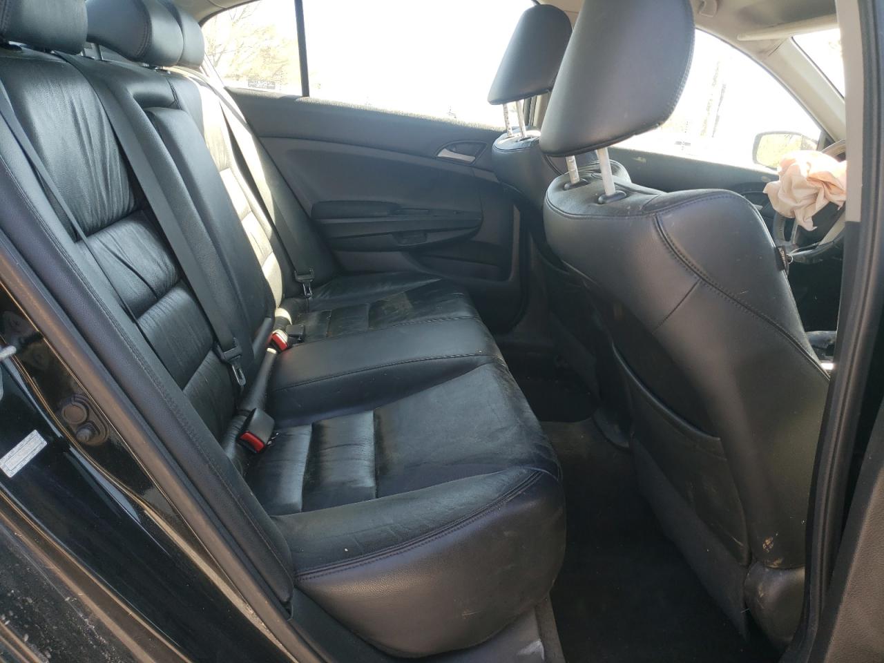 Photo 6 from auction – 2011 HONDA ACCORD SE with VIN 1HGCP2F6XBA026040
