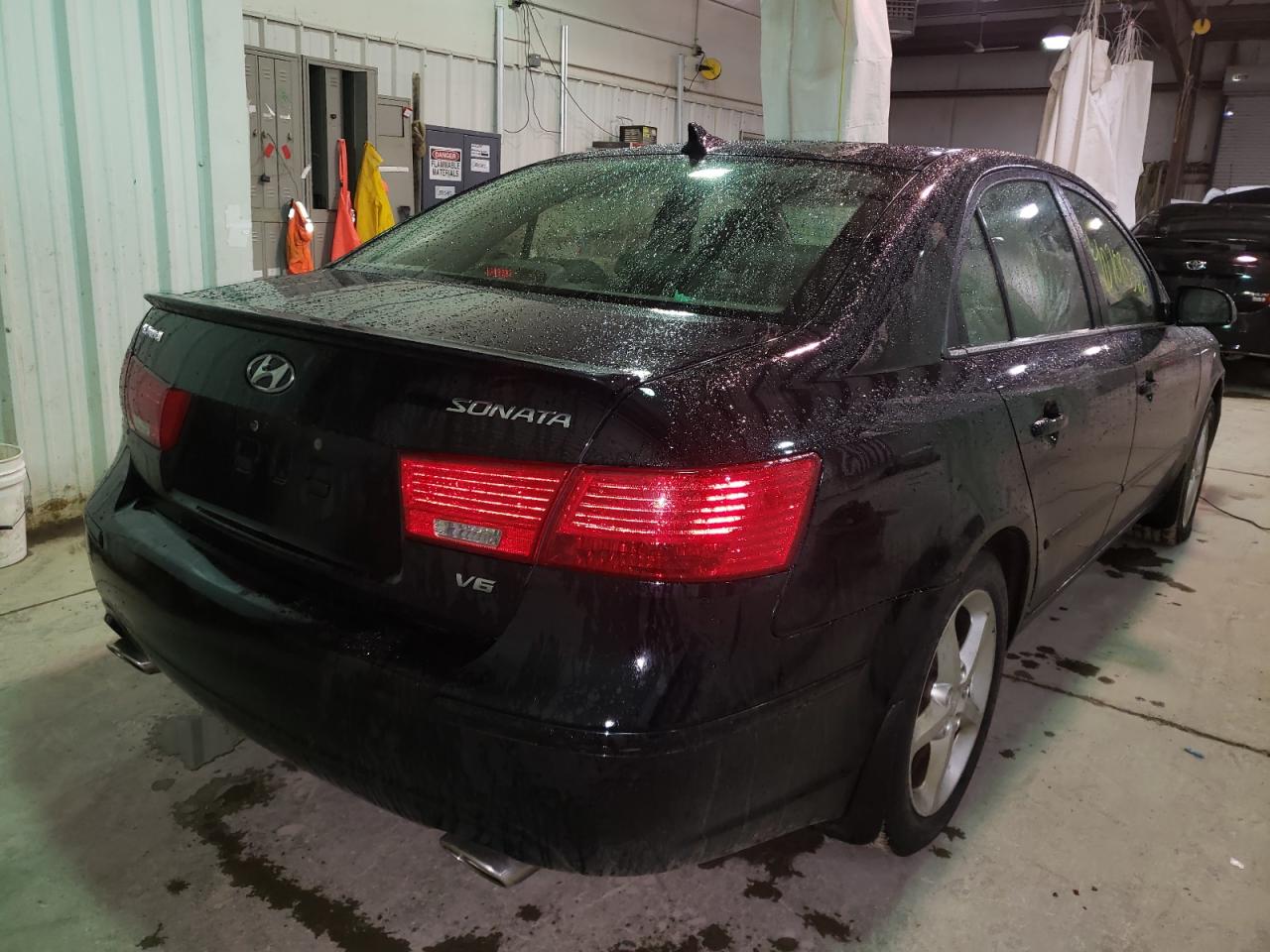 Photo 4 from auction – 2009 HYUNDAI SONATA SE with VIN 5NPEU46F69H434520