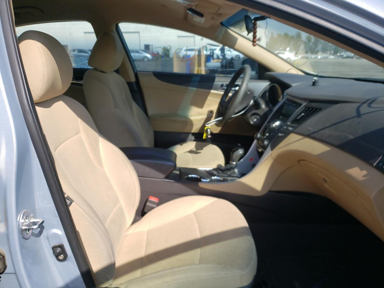 Photo 5 from auction – 2011 HYUNDAI SONATA GLS with VIN 5NPEB4AC7BH137457