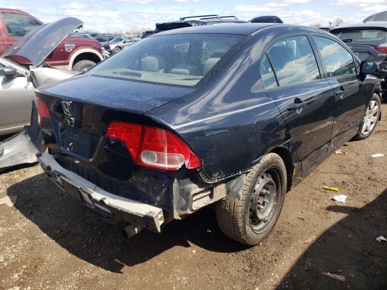 Photo 4 from auction – 2007 HONDA CIVIC LX with VIN 1HGFA16557L080924