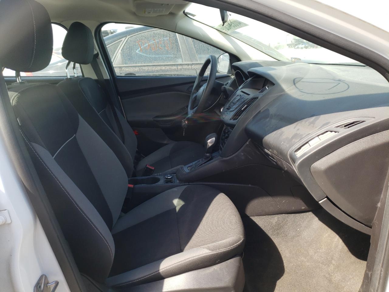 Photo 5 from auction – 2014 FORD FOCUS S with VIN 1FADP3E22EL282632