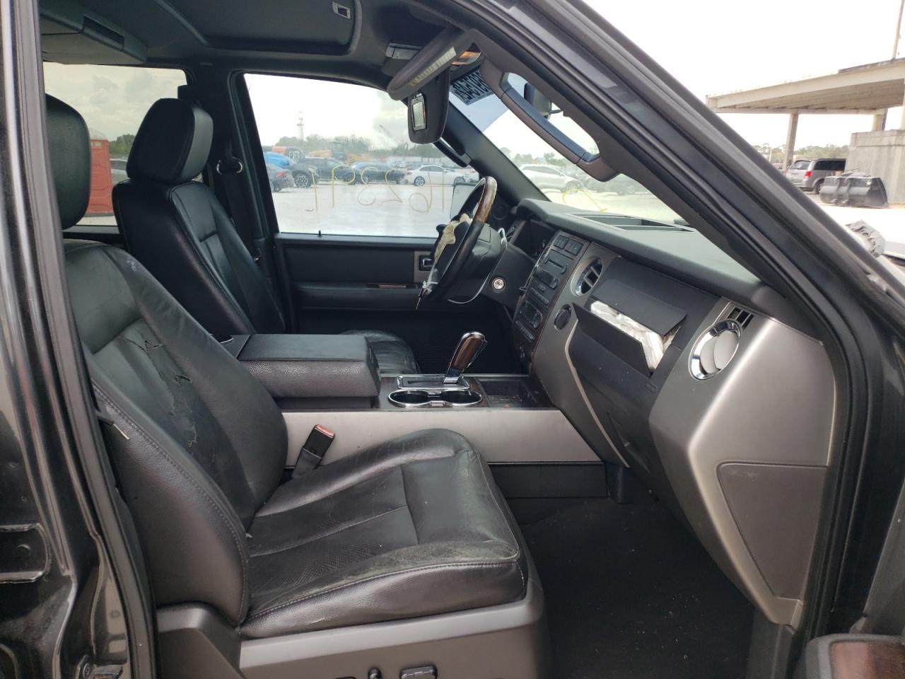 Photo 5 from auction – 2007 FORD EXPEDITION with VIN 1FMFK19547LA80559