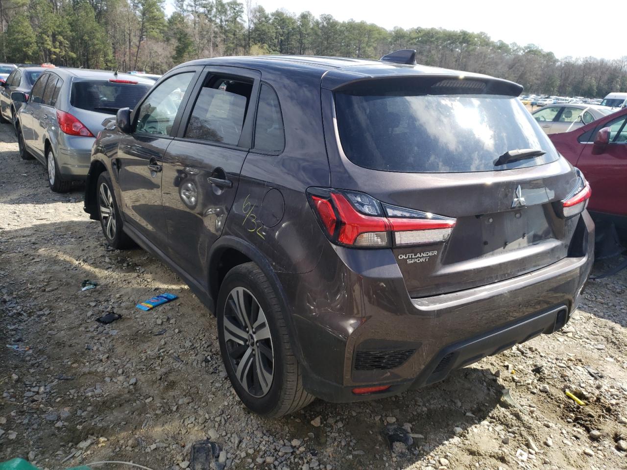 Photo 3 from auction – 2021 MITSUBISHI OUTLANDER with VIN JA4APUAU8MU010471