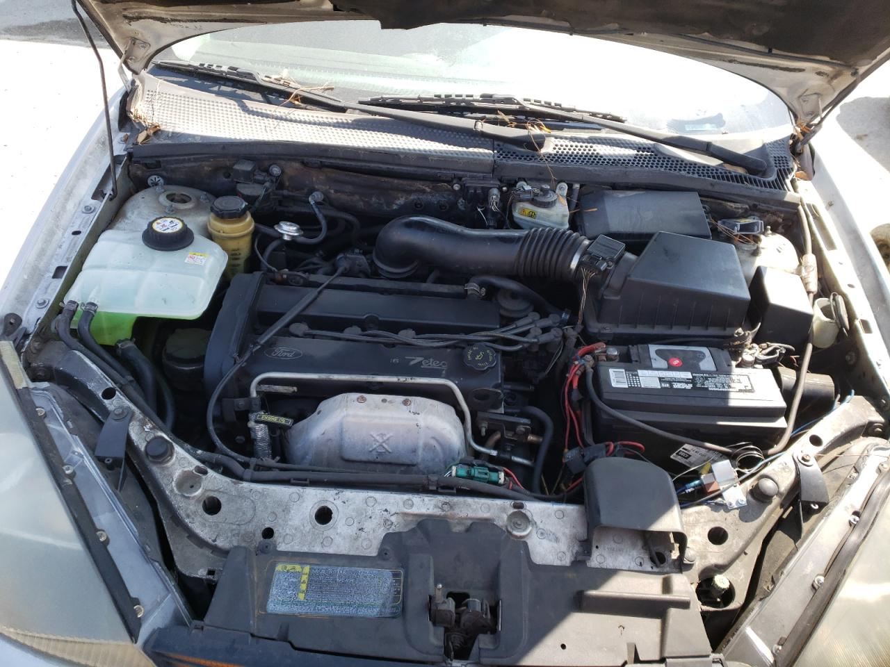 Photo 7 from auction – 2000 FORD FOCUS ZX3 with VIN 3FAFP313XYR246524