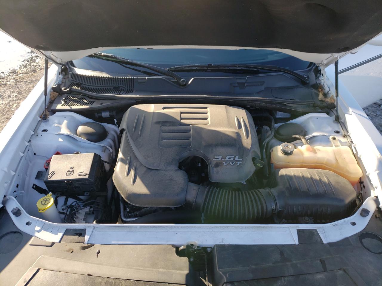 Photo 9 from auction – 2018 DODGE CHALLENGER with VIN 2C3CDZAGXJH219342